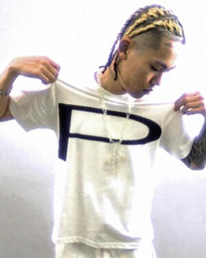 pop yours P&♡ Tee