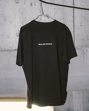 POP YOURS Logo Tee